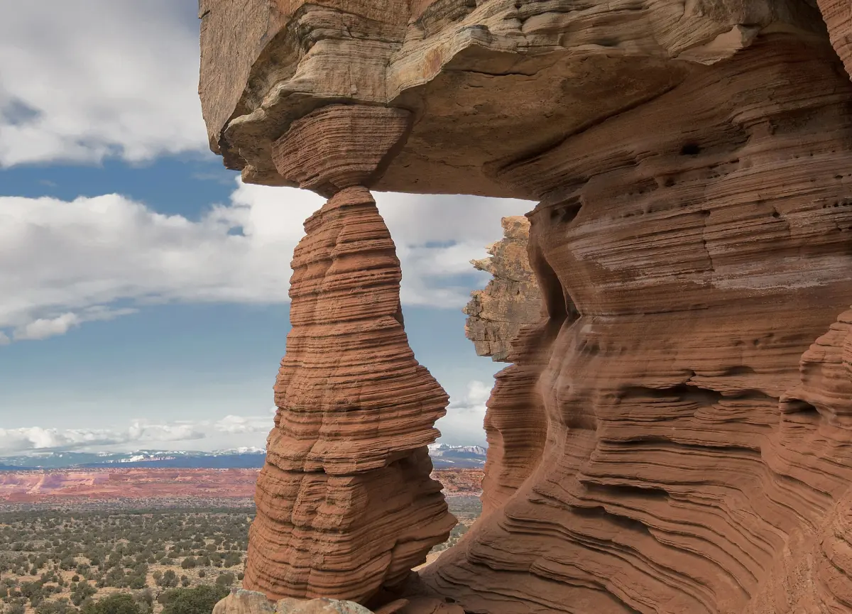 A sandstone pillar north of White Pocket