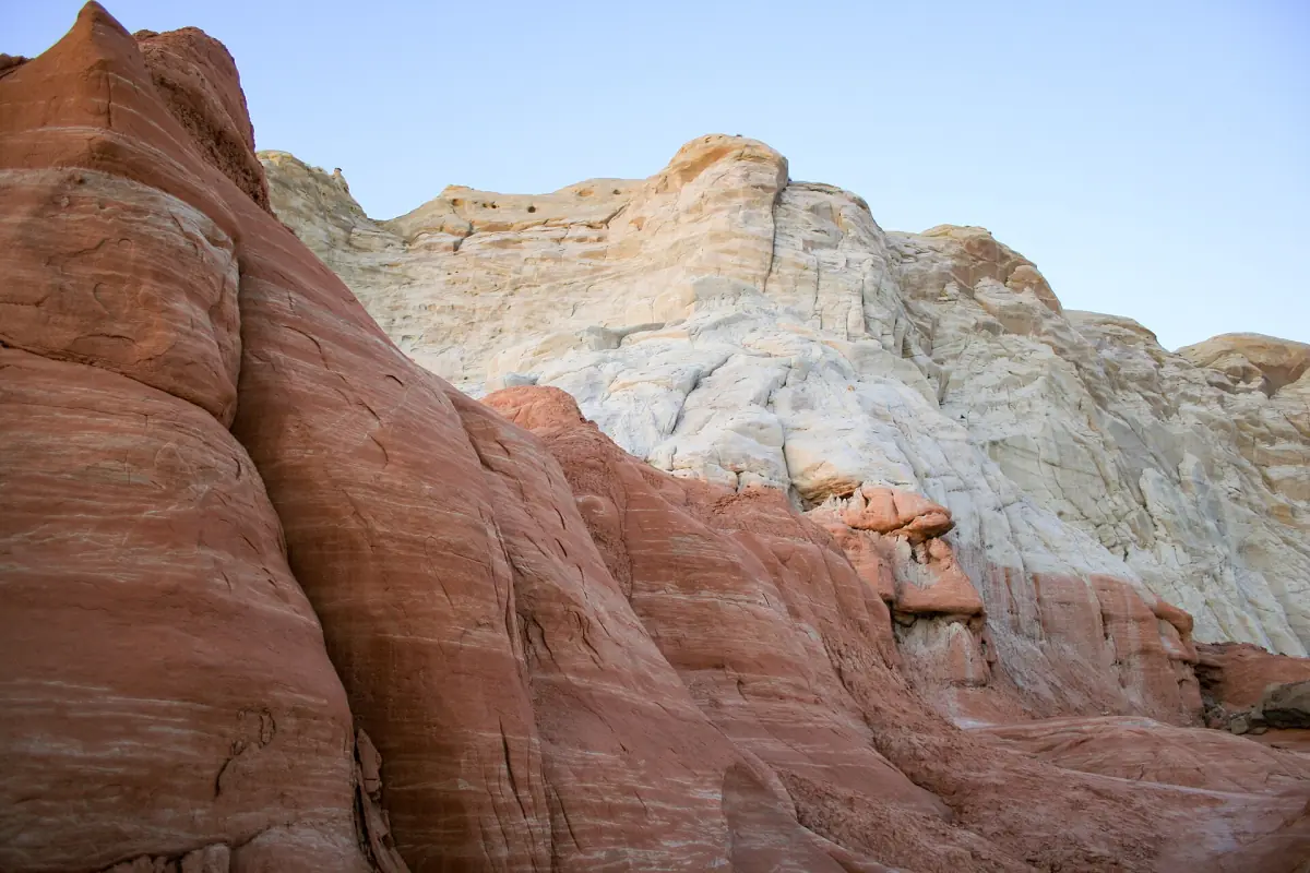 Red and white rock layers at the Toadstool Hoodoos
